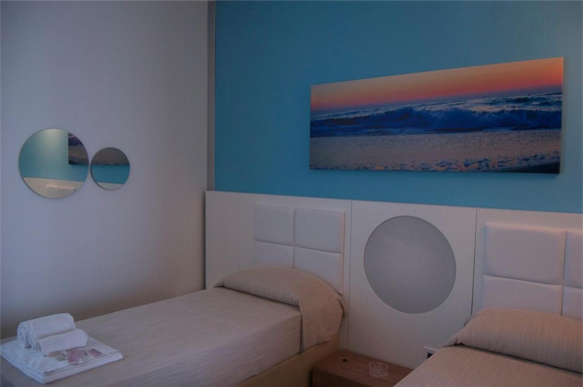 Motel S.16 มูโร เลกเชเซ ภายนอก รูปภาพ